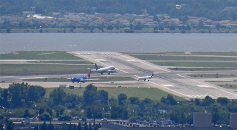 North Approach Landing At Dca Reagan National Airport Wa Flickr