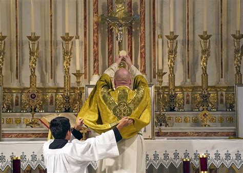 Dioceses Respond To Popes Document Restoring Limits On Pre Vatican Ii