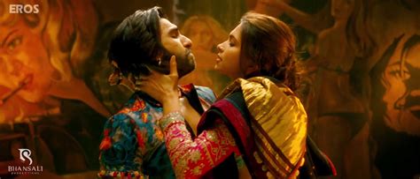 Deepika Kisses Ranveer Screencaps From Upcoming Movie Ramleela ~ Indian Cinema
