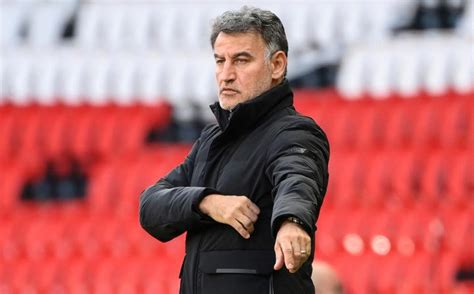Lille ile fransa ligue 1de şampiyonluğa ulaşan christophe galtier, takımdan ayrılma kararı aldığını açıkladı. Christophe Galtier tiene las maletas listas para irse del ...