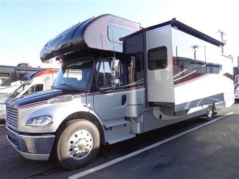 2016 New Dynamax Corp Force 37bh Class C In New Jersey Nj