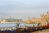 Photos of Hotels Near Venice Cruise Port