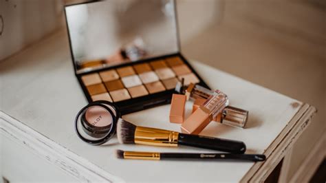 10 Basic Makeup Products You Should Have Olorisupergal