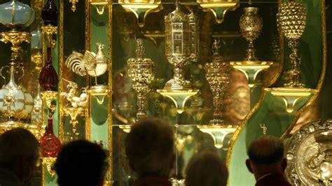 سرقة قطع ذهبية بقيمة 1،6 مليون يورو من متحف ألماني Bbc News عربي
