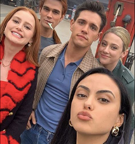 New Season Riverdale Starts Filming Season 6 End Of August In Vancouver Hollywood North Buzz