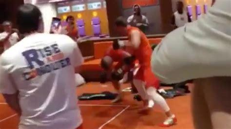 Clemson Teammates Brawl In Locker Room Fight Club Youtube