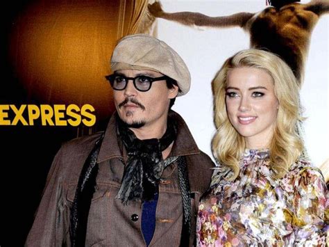 Johnny Depp Girlfriend Amber Heard Engaged Hindustan Times
