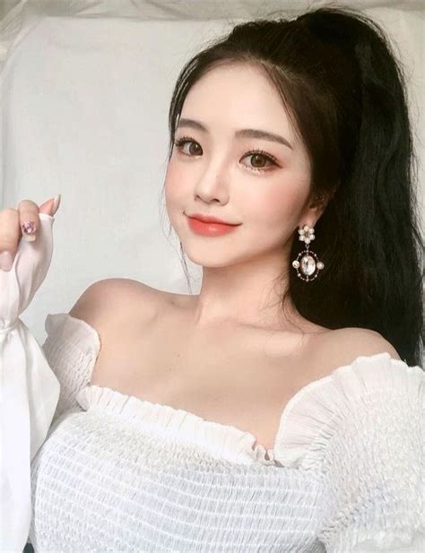 Épinglé Par Azbayar Sur Fanfic En 2020 Beauté Asiatique Maquillage Coréen Maquillage