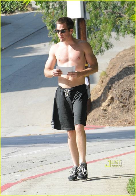 Chris Pine Is Shirtless Picks His Nose Photo Chris Pine