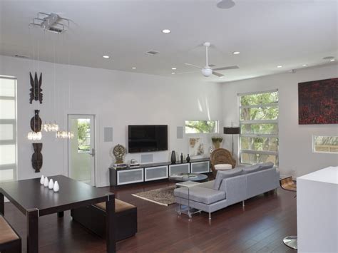 Take a peek at six stylish Houston living rooms, ideas for your home