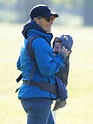 Zara Phillips avec son fils Lucas – Noblesse & Royautés