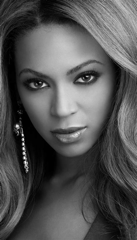 Black And White Portraits Black And White Photography Beyonce Singer