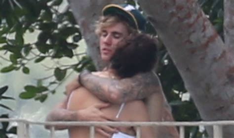 Selena Gomez Packs On PDA With Justin Bieber In New Photos From Jamaica Chelsey Rebelo