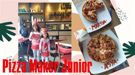 Marsya Li 112# Pizza Maker Junior | Pizza Hut Jogja City Mall - YouTube