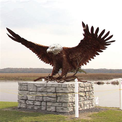 Sculpture Of Eagle For Garden Medium Size Animal Sculpture