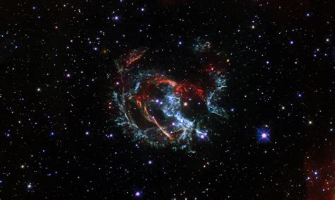 Hubble Observes Young Supernova Remnant In Small Magellanic Cloud Sci