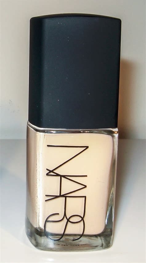 As soon as i heard the news about the launch of new products from the house of elle 18, i was eager to try out a few things, one of them being the. Product Review: Nars Sheer Glow Foundation | Ages of ...