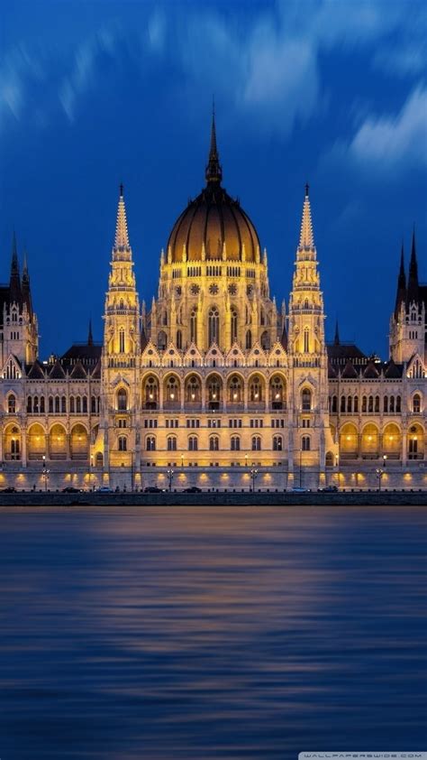 Hungarian Parliament Building At Night Ultra Hd Desktop