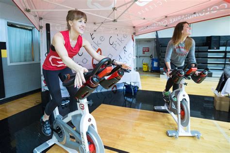 Fort Myer Fitness Centers Health And Fitness Expo Promotes Holistic