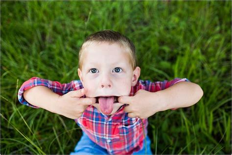 Top 10 Must Have Poses For Kids Pictures Kid Picture Poses Cute