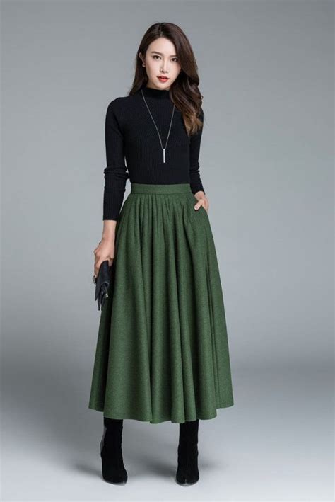 Stylish And Comfy Winter Maxi Skirt Outfits Ideas Skirt Fashion