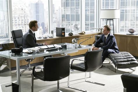 Suits Photo Preview Look Whos Back Tell Tale Tv Part 2