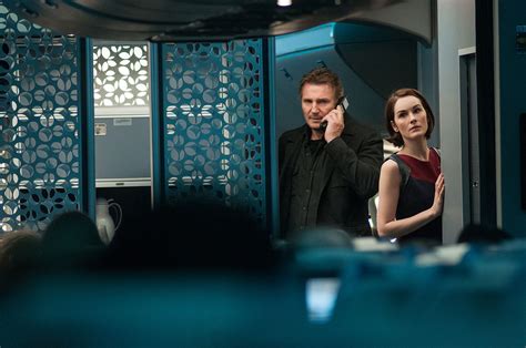 Trailer And Poster For Non Stop Starring Liam Neeson Is Here