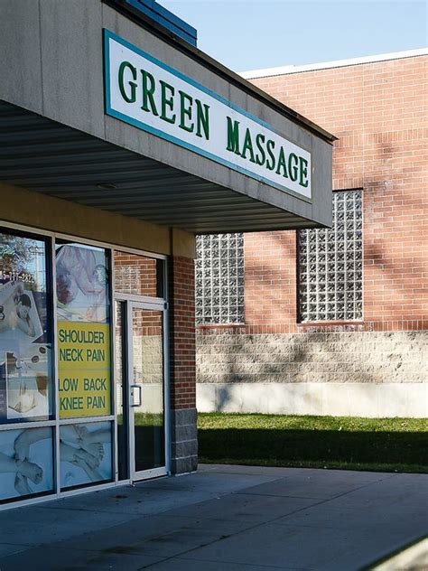 Des Moines Police Arrest Four After Massage Parlor Complaints