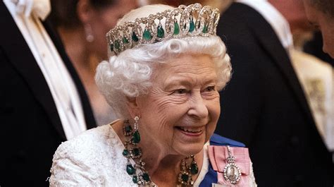 Heres How Many Tiaras Queen Elizabeth Actually Owns