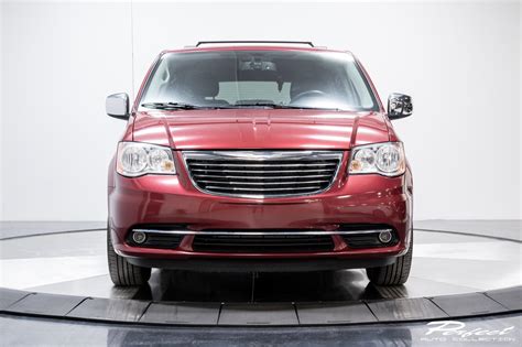 A part of hearst digital media town & country participates in various affiliate marketing programs, which means we may get paid commissions on editorially chosen products purchased through our links to retailer. Used 2015 Chrysler Town and Country Touring-L For Sale ...