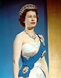 Queen Elizabeth II.: Ihre Krönungs-Schuhe von 1953 bekommen eine ...