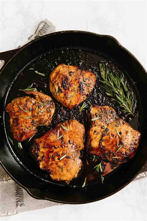 When it's golden brown, flip, add butter and thyme. Balsamic Rosemary Chicken | Happy Money Saver