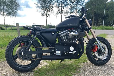 Sebbene sia stata costruita nei primi anni duemila, lo sportster di hd pavia sembra non mostrare i segni del tempo. Harley Davidson Sportster 1200 • Scrambler • Dirt Tracker ...