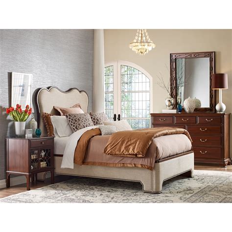 Kincaid Furniture Hadleigh 607 130 Traditional Nine Drawer Dresser With
