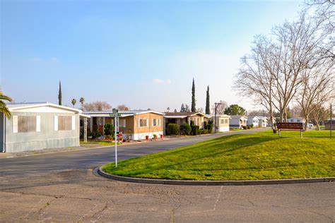 Mobile Home Park in Sacramento, CA - Meadowbrook Mobile Home Park