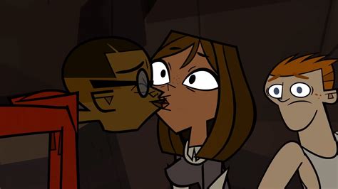 Image Cameron Kissed Courtneypng Total Drama Wiki Fandom Powered By Wikia