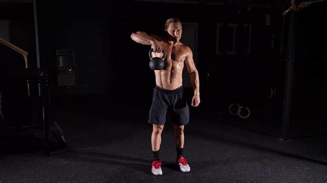 Single Arm Kettlebell Upright Row Youtube