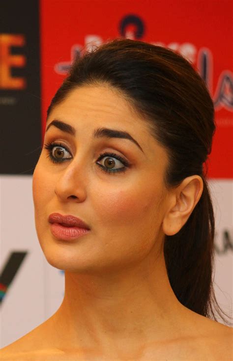 Pin By Mayu On Kareena Kapoor Bollywood Actress Hot Most Beautiful Indian Actress Karena Kapoor
