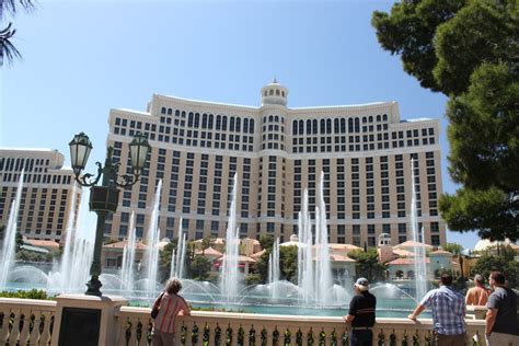 Hayleysmom On Vegas Top 5 Must See Las Vegas Strip Hotels 1 Bellagio