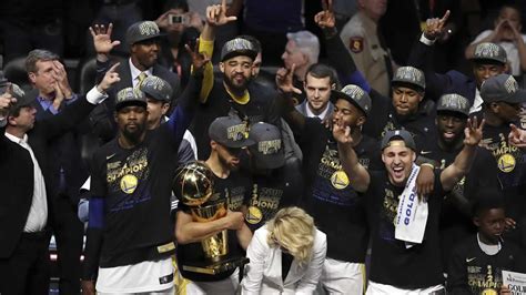 Dubson7 Golden State Warriors Fans To Celebrate 2018 Nba Championship