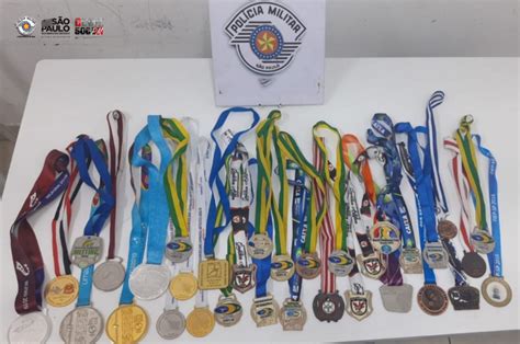 Cops Find Olympic Gymnasts Stolen Medals In Rubbish Bin Viraltab