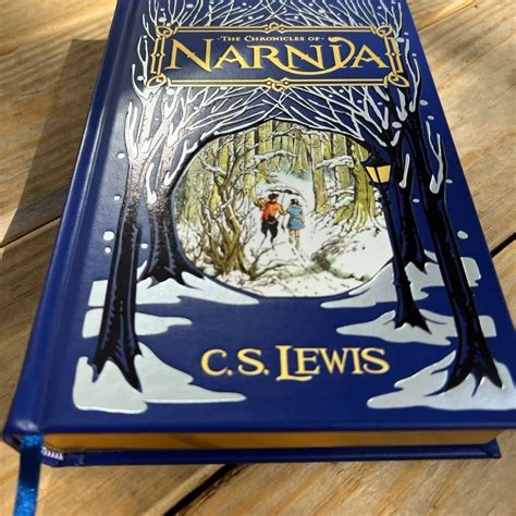 Barnes And Noble Exclusive Chronicles Of Narnia Leather Bound Hard Cover
