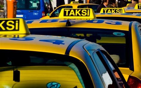 Do taxis in Istanbul take credit cards?