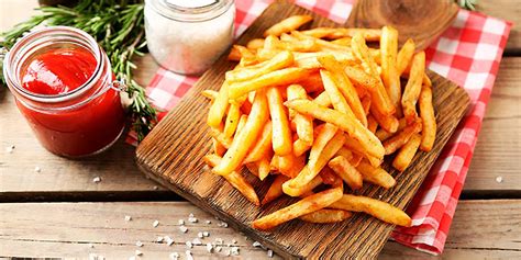 Sobre los papas fritas béisbol. Metro 95.1 Papas fritas