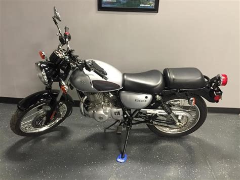 With classic styling in mind, the tu250x includes beautiful spoked wheels, a for 2013, the tu250x is available in an all new metallic mystic silver / glass sparkle black combination. 2013 Suzuki Tu250x Motorcycles for sale in Savannah, Georgia