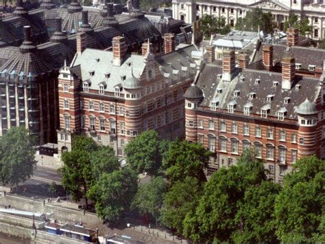 scotland yard by WhyTheWitness on DeviantArt