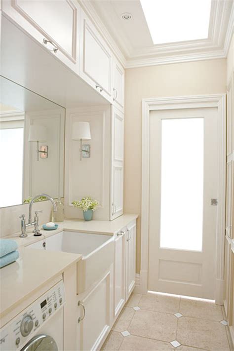 Combining two rooms allows you to save space and add a useful, functional area that may not have drawing a simple floor plan of the bathroom lets you establish the best way to organize the space before committing to anything. 20 Small Laundry with Bathroom Combinations | House Design ...