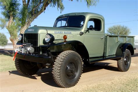 1951 Dodge Power Wagon Pickup Front 34 212886