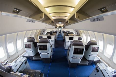 Boeing 747 8 Lufthansa Business Class Upper Deck Várias Classes