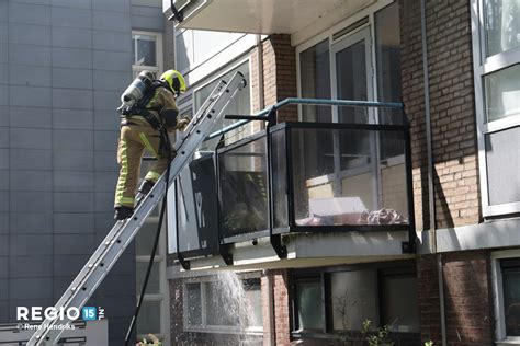 Brandweer Blust Klein Brandje Op Het Balkon Regio Nl